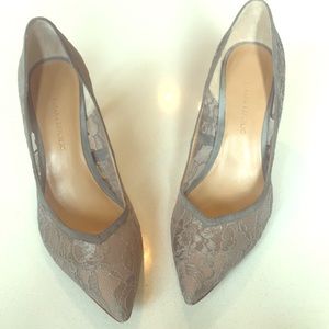 Banana Republic Lace Pumps (silver/grey)
